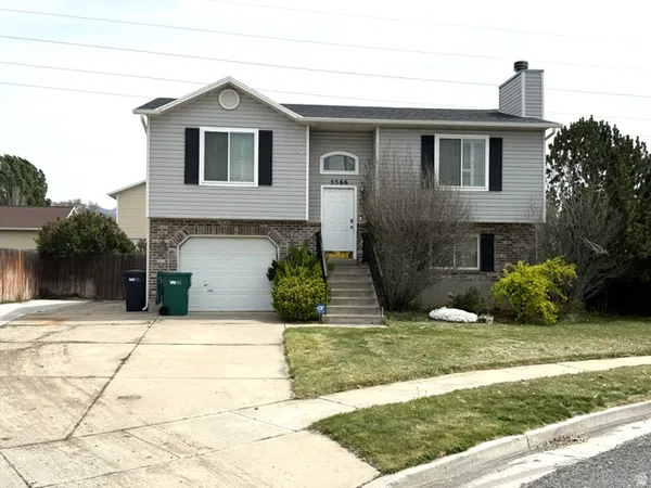 $430,000 | 5566 South 3200th Street West, Roy, UT 84067