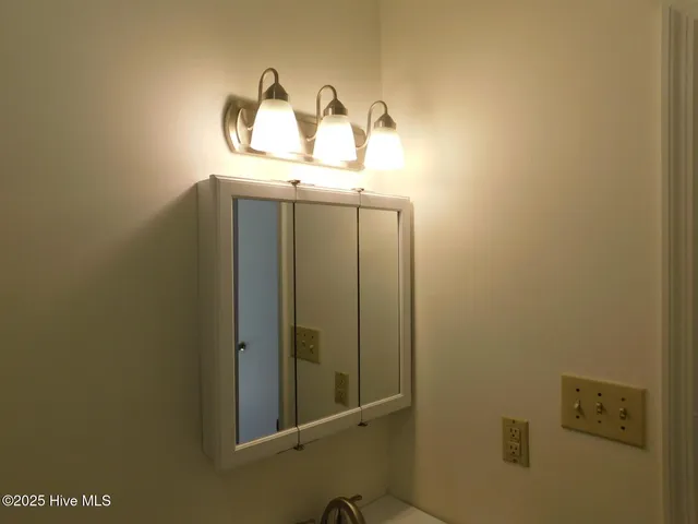 $1,055 | 204 Cedar Ridge Lane, Havelock, NC 28532