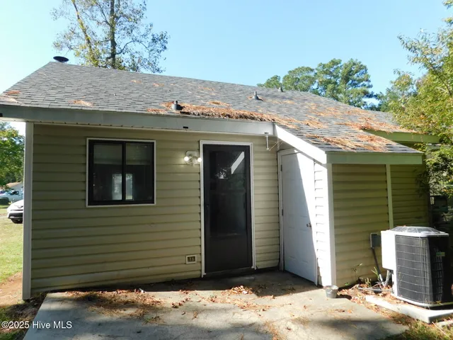 $1,055 | 204 Cedar Ridge Lane, Havelock, NC 28532