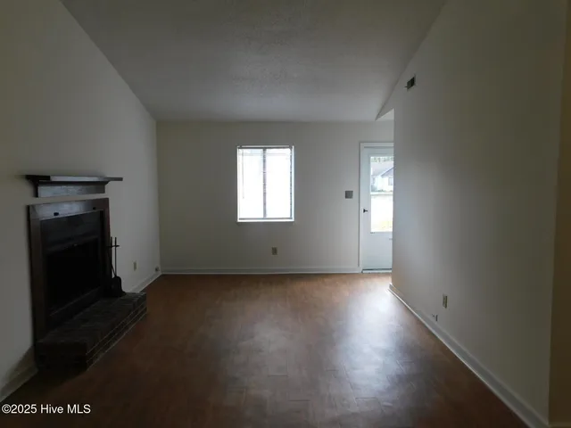 $1,055 | 204 Cedar Ridge Lane, Havelock, NC 28532