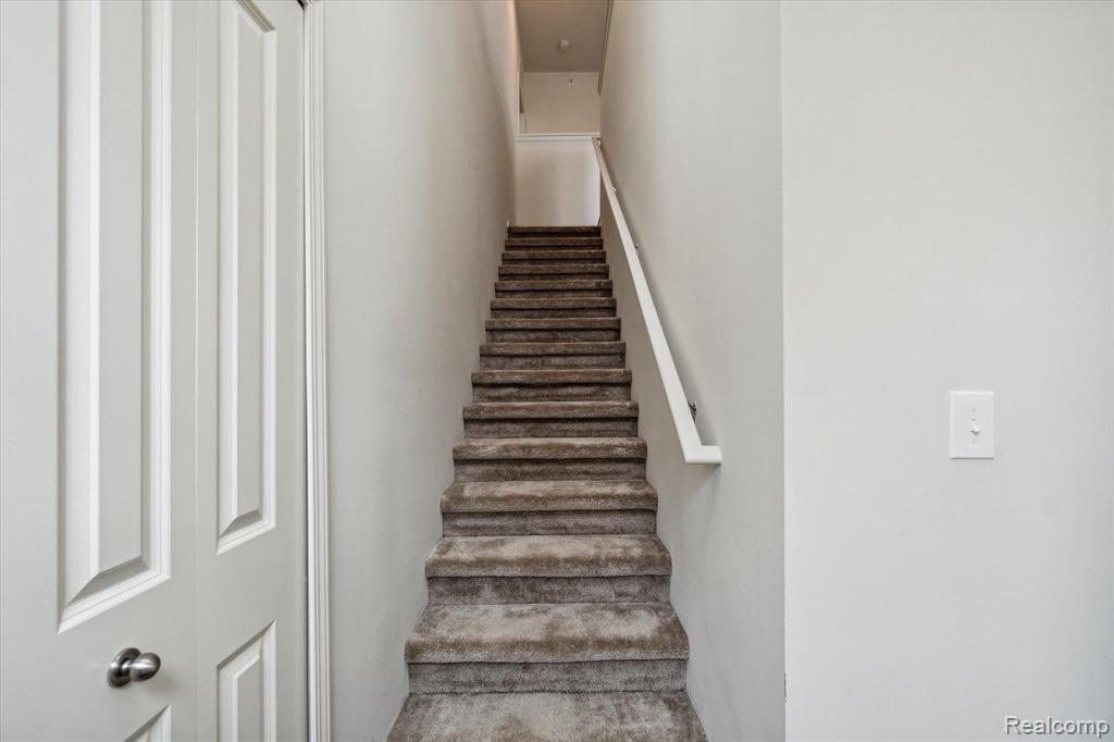 9804 Ridge Run Street, Unit 57 Howell, MI 48855 - Photo 5 of 29