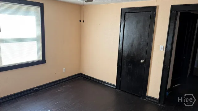 $1,700 | 1129 Darwin Street, Savannah, GA 31415