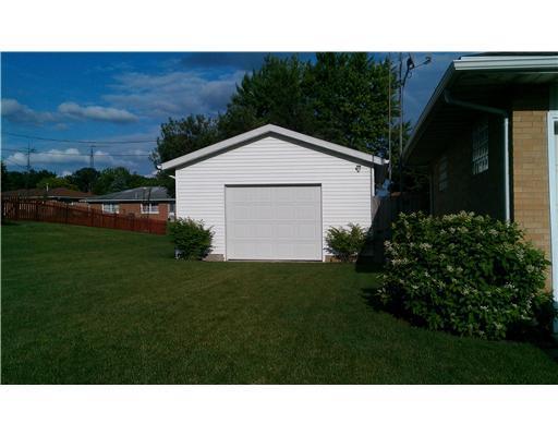 4100 Phoenix Drive Springfield, OH 45503 - Photo 2 of 4