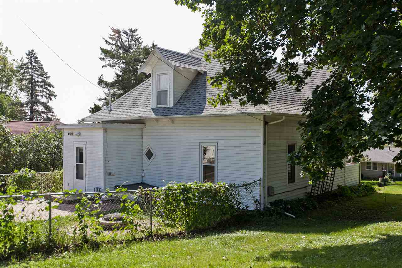 111 West 4th Street Riverside, IA 52327 - Photo 5 of 35 Gallery Image 5