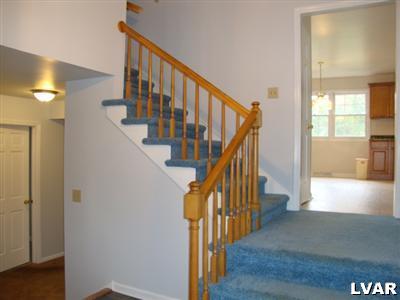 2023 Hilltop Road Bethlehem, PA 18015 - Photo 4 of 22 Gallery Image 4