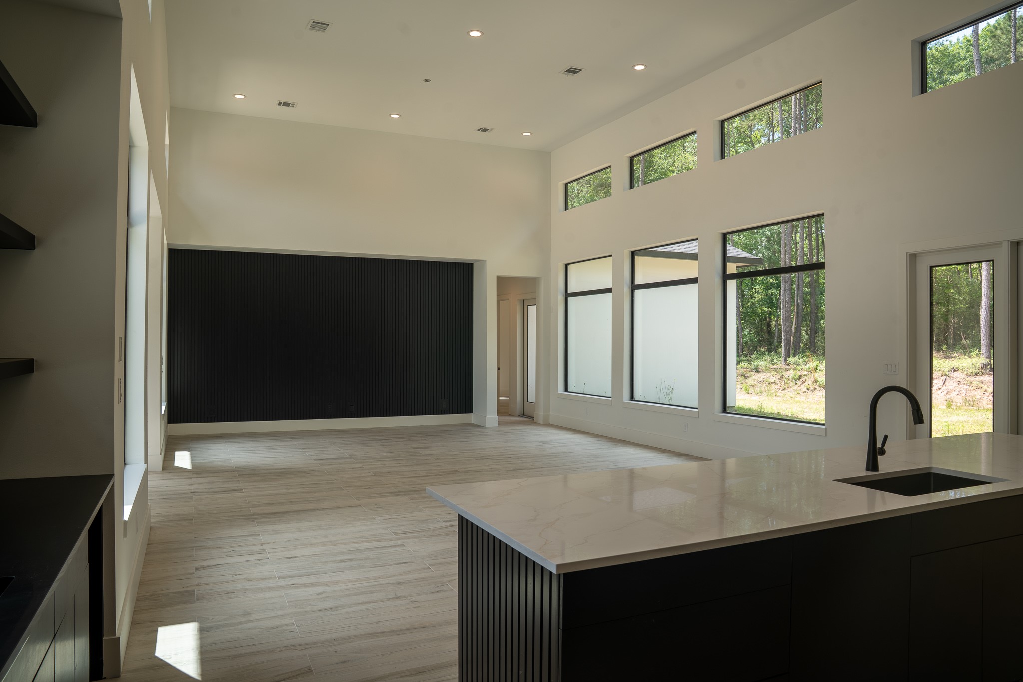343 Sundog Road Huntsville, TX 77340 - Photo 13 of 37