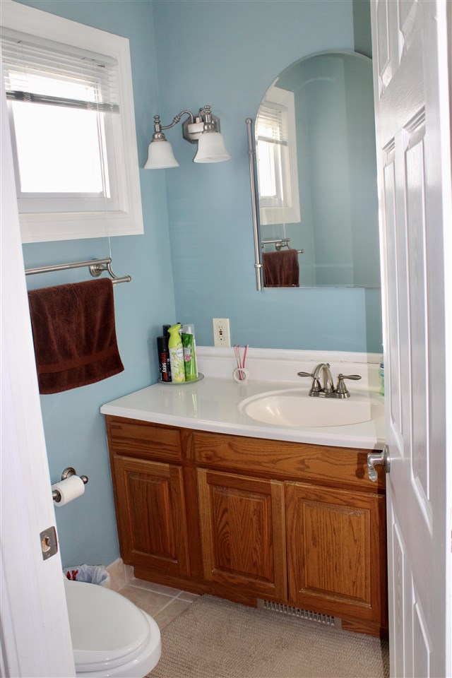 9490 Reid Road Swartz Creek, MI 48473 - Photo 8 of 22 Gallery Image 8