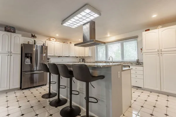$1,399,000 | 5515 Northwest 451, Osceola, MO 64776
