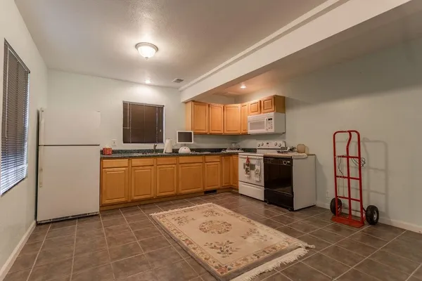 $1,399,000 | 5515 Northwest 451, Osceola, MO 64776