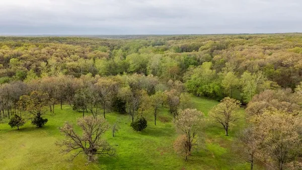 $1,399,000 | 5515 Northwest 451, Osceola, MO 64776