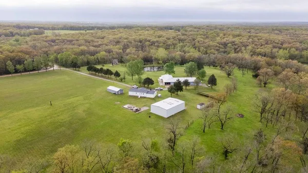 $1,399,000 | 5515 Northwest 451, Osceola, MO 64776