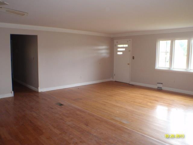 70 Ray Overbey Road London, KY 40744 - Photo 7 of 8 Living rm - open to kitchen