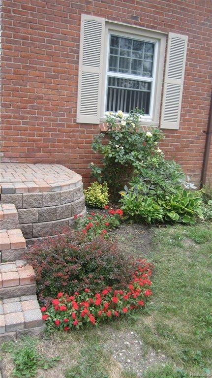 14850 Stahelin Road Detroit, MI 48223 - Photo 18 of 25 IMG_2377.JPG
