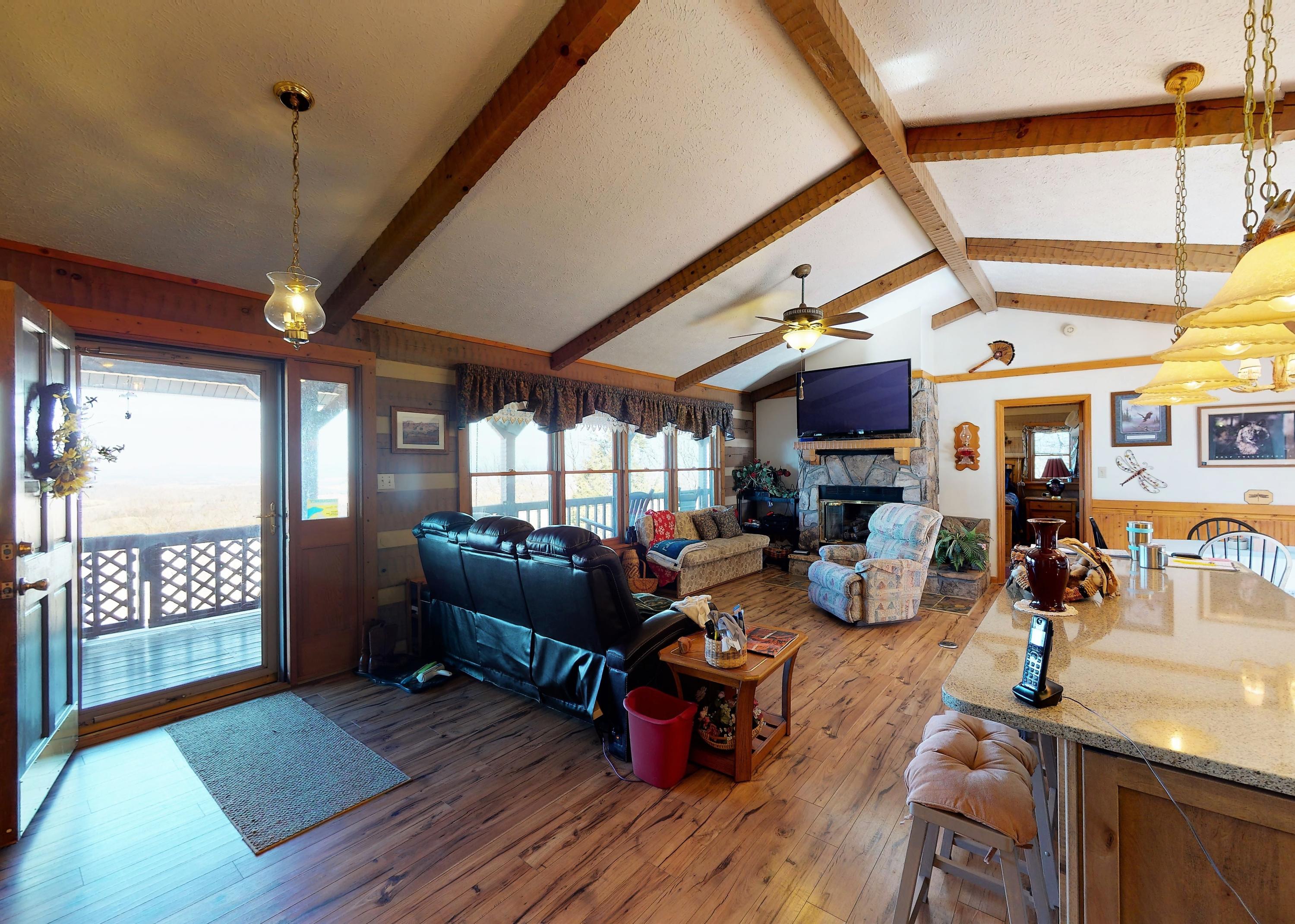 1070 Lightnen Road Parrottsville, TN 37843 - Photo 11 of 48 Great Room