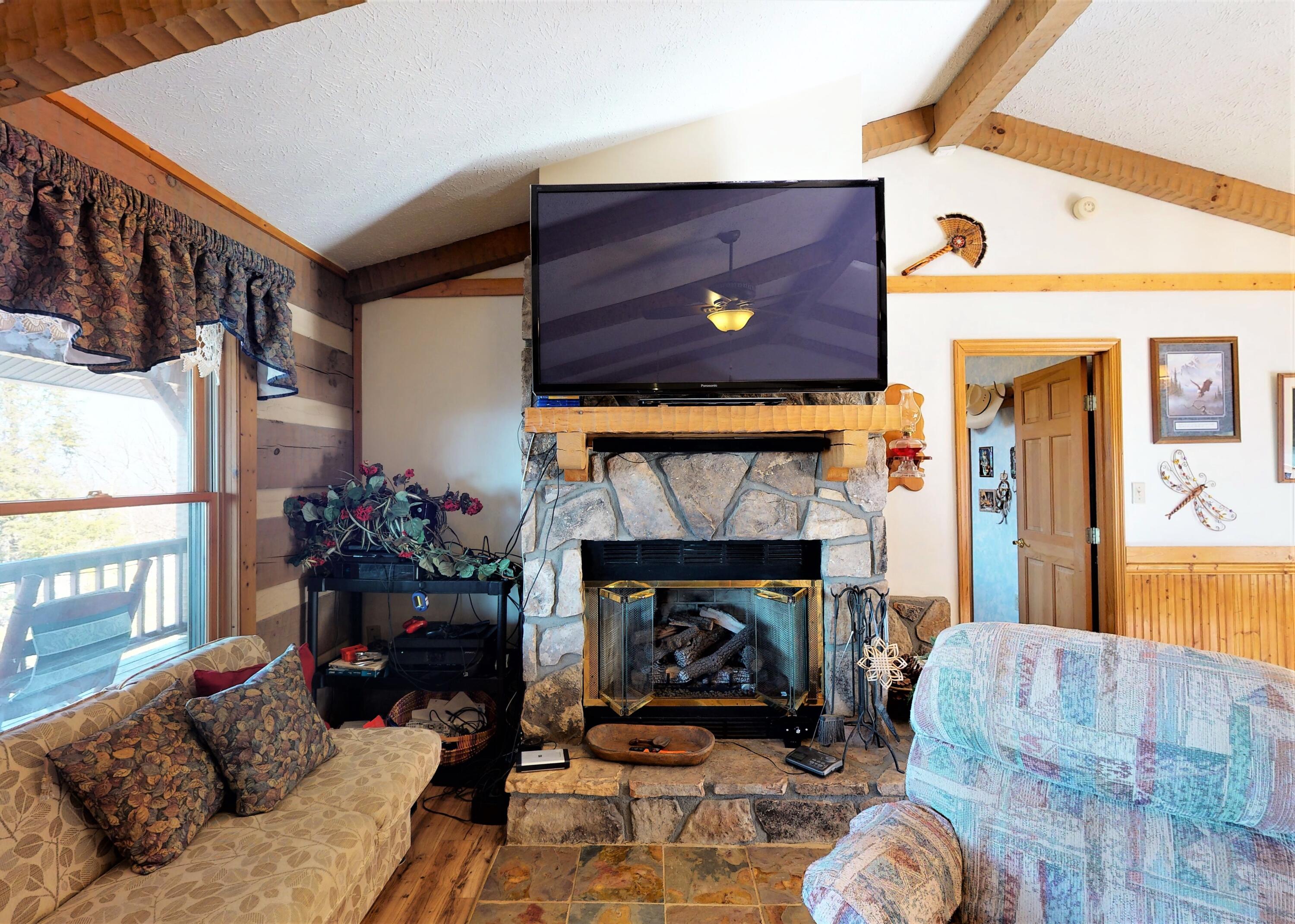 1070 Lightnen Road Parrottsville, TN 37843 - Photo 17 of 48 Gas Log Fireplace