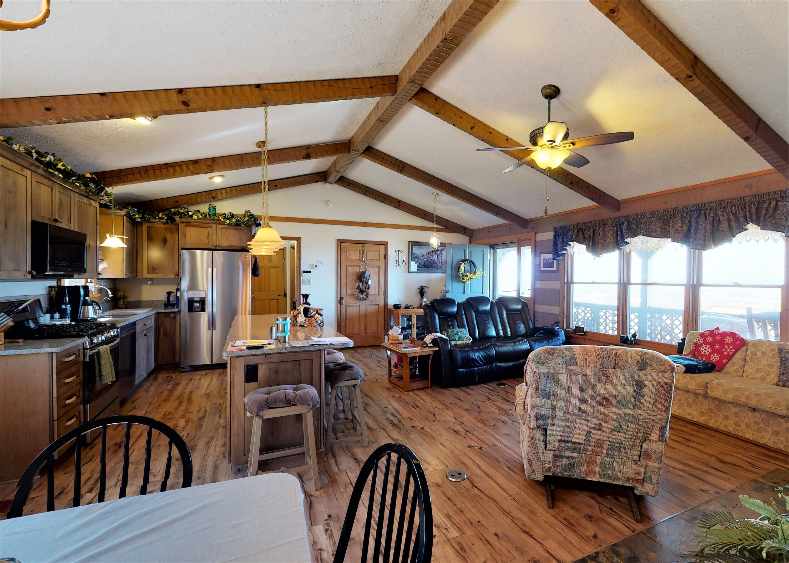 1070 Lightnen Road Parrottsville, TN 37843 - Photo 20 of 48 Great Room