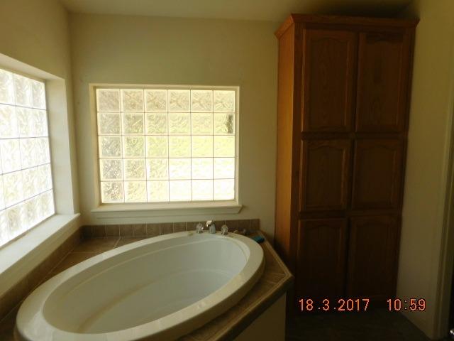 37508 Squaw Valley Road Squaw Valley, CA 93675 - Photo 23 of 30 Gallery Image 23