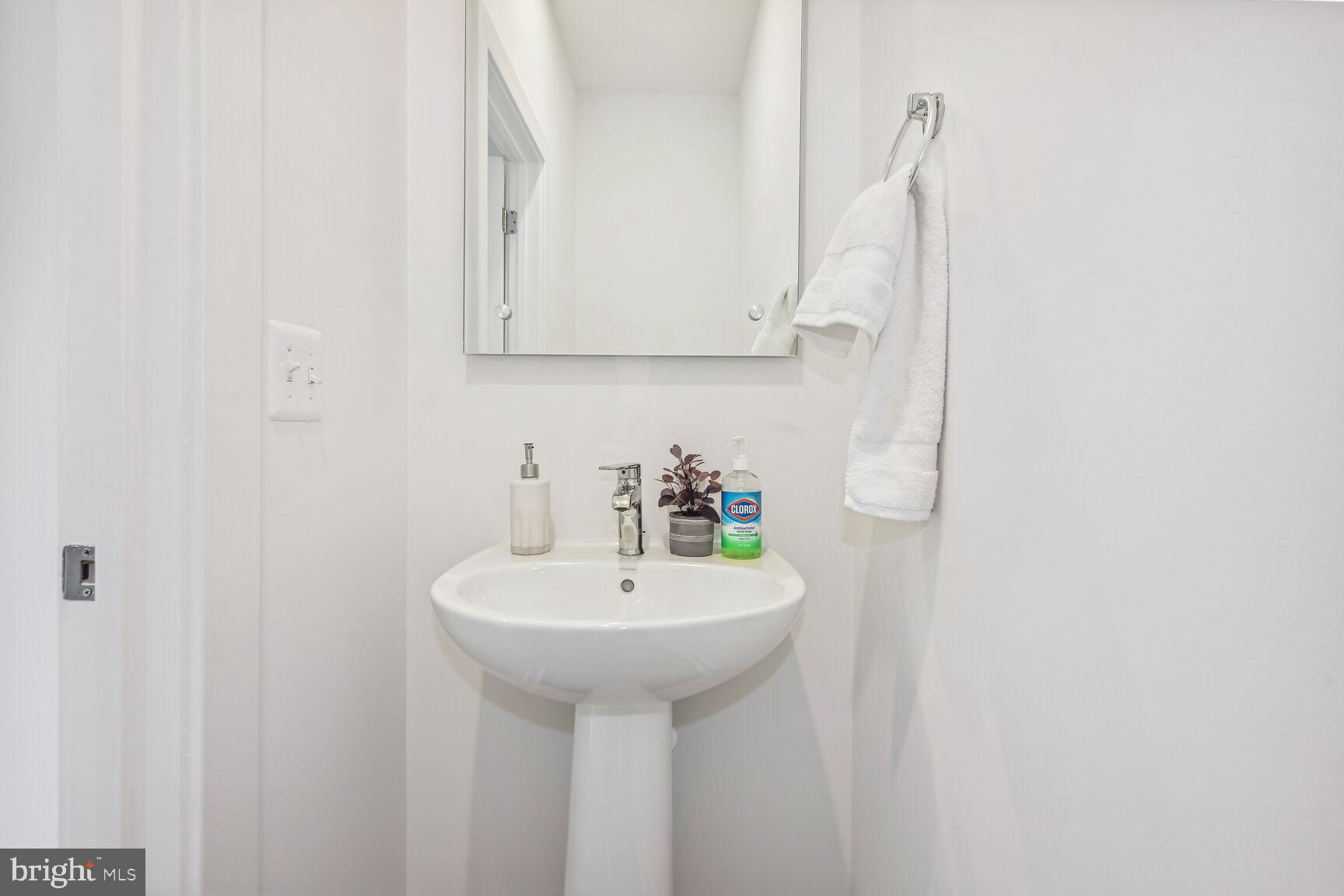 313 Riggs Road Northeast Washington, DC 20011 - Photo 14 of 31