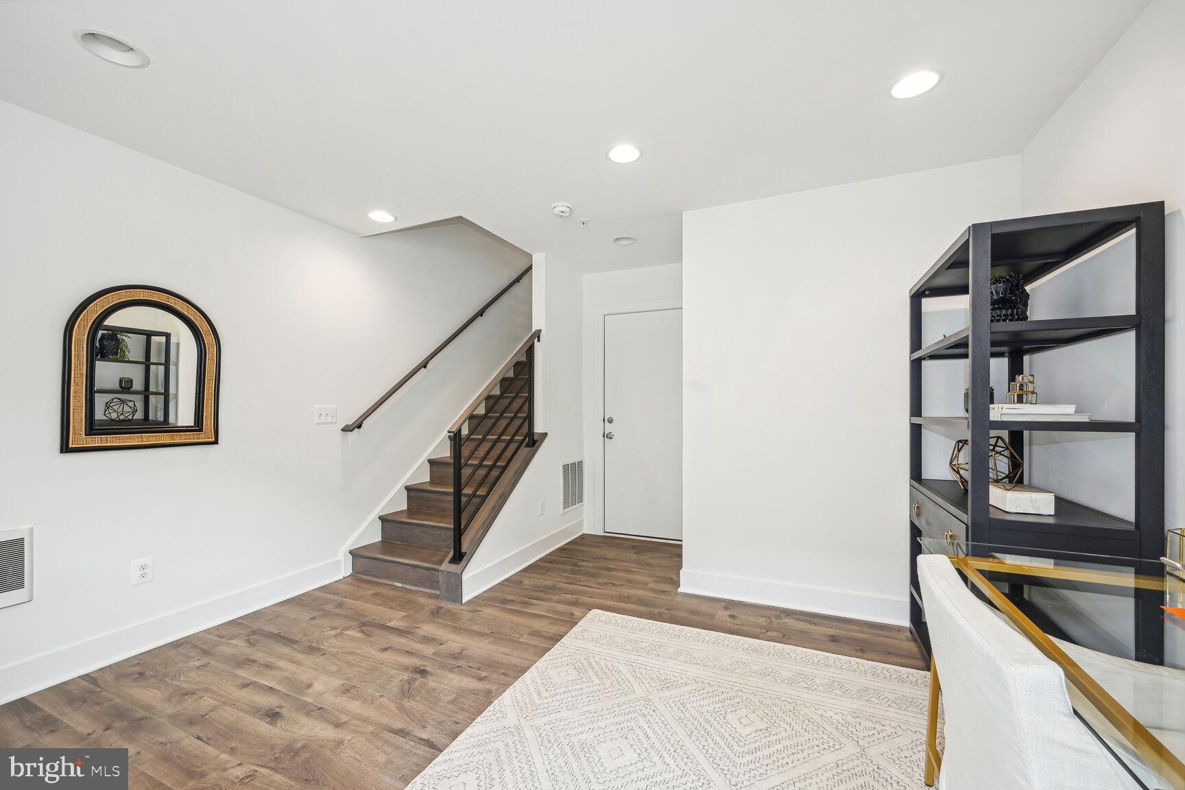 313 Riggs Road Northeast Washington, DC 20011 - Photo 5 of 31