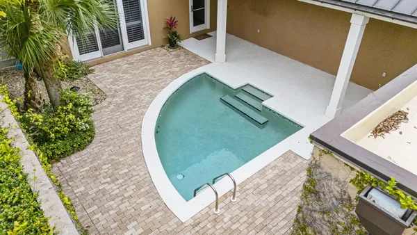 $1,100,000 | 11627 Southeast Florida Avenue, Hobe Sound, FL 33455