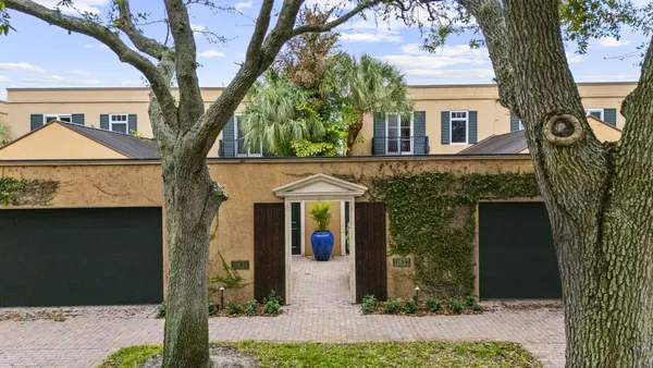 $1,100,000 | 11627 Southeast Florida Avenue, Hobe Sound, FL 33455