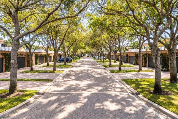 $1,100,000 | 11627 Southeast Florida Avenue, Hobe Sound, FL 33455