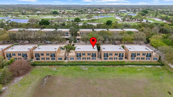 $1,100,000 | 11627 Southeast Florida Avenue, Hobe Sound, FL 33455