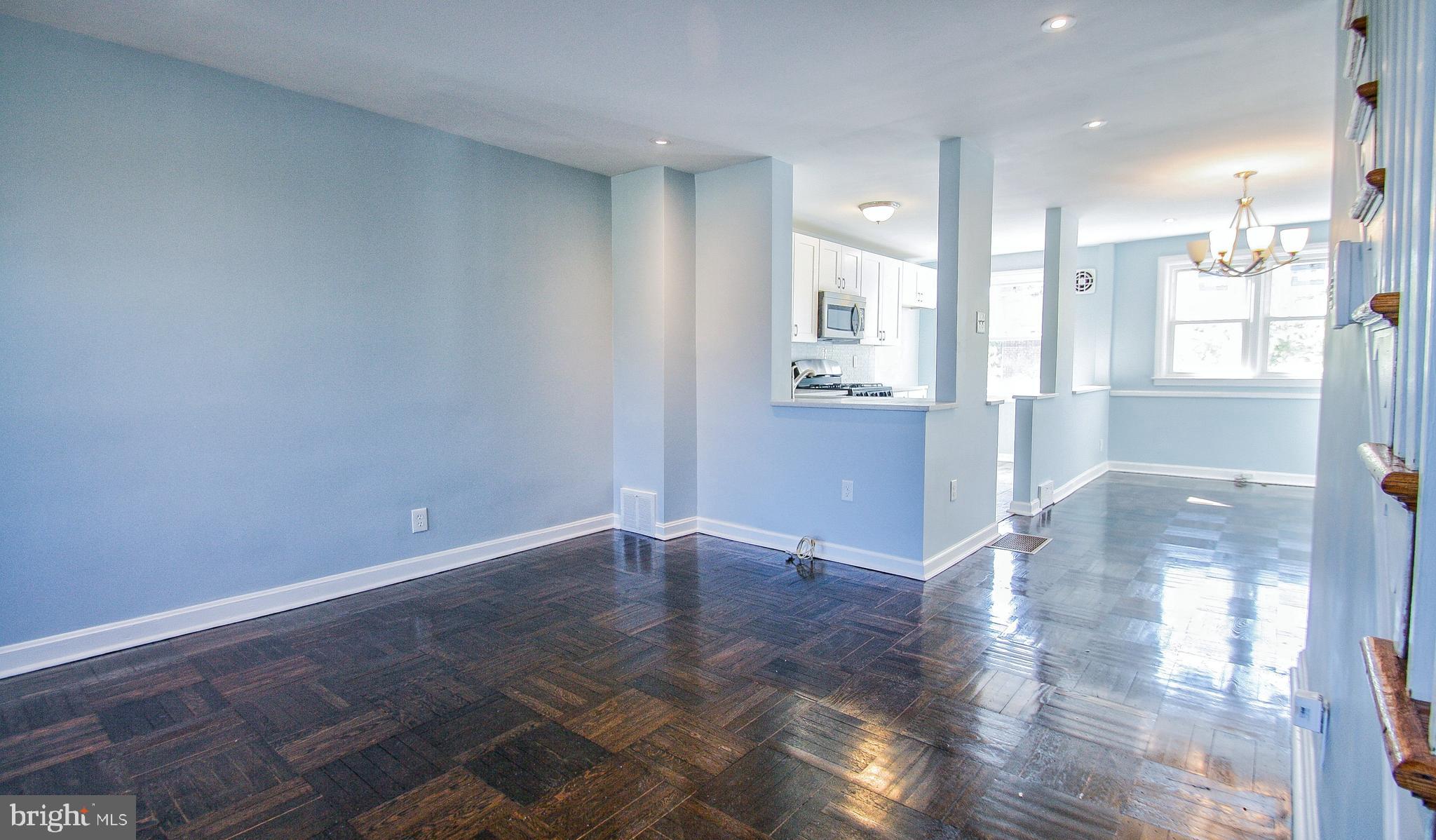 1323 Vernon Road Philadelphia, PA 19150 - Photo 5 of 31 Living room