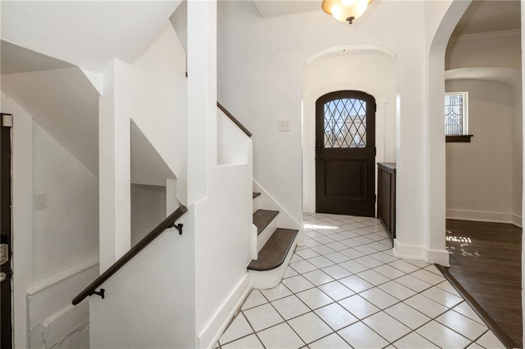 1516 Riverside Drive Verona, PA 15147 - Photo 2 of 38 a view of entryway with livingroom