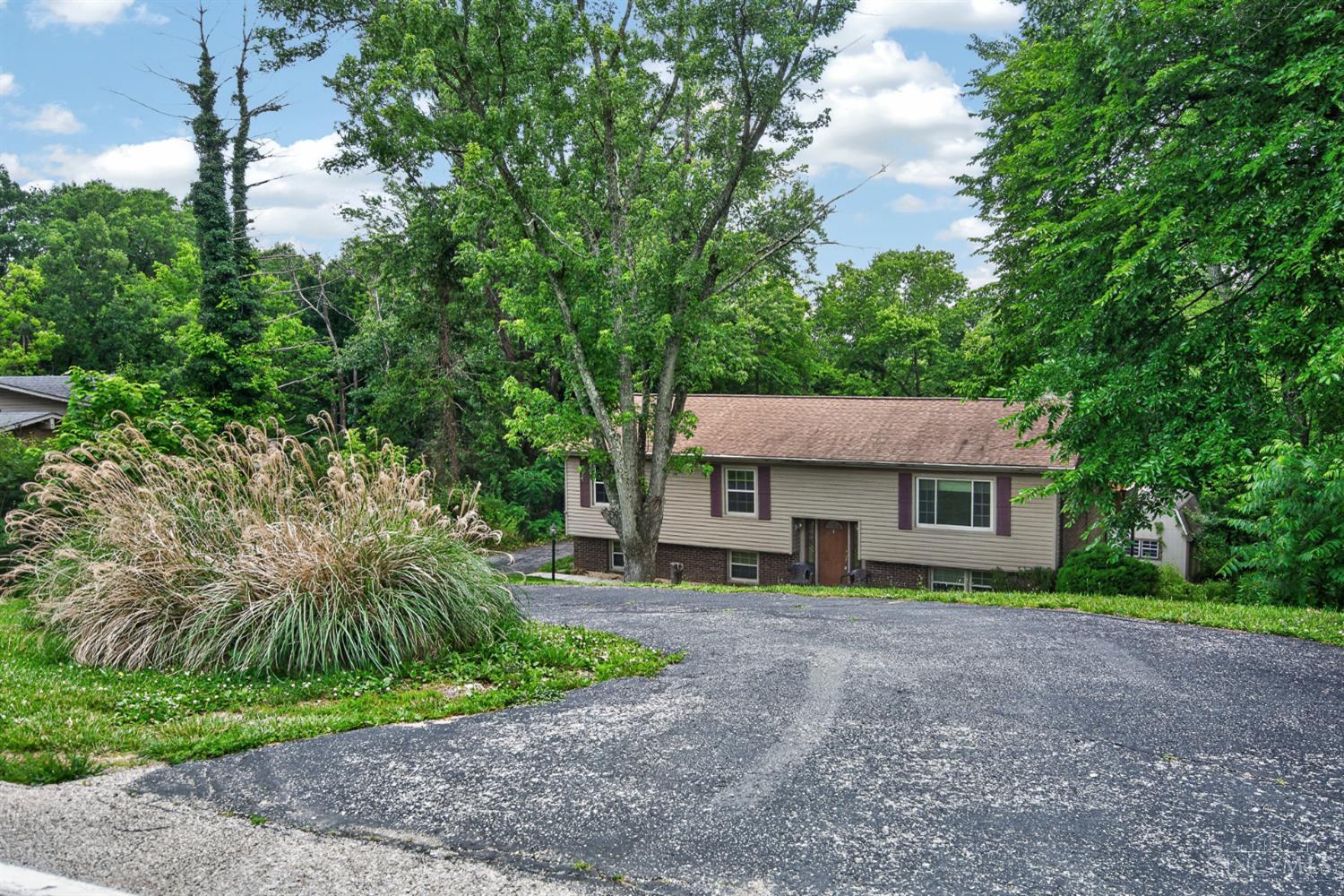 10657 Carolina Trace Road Harrison, OH 45030 - Photo 3 of 42