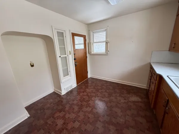 $165,000 | 1439 10th Street, Marinette, WI 54143