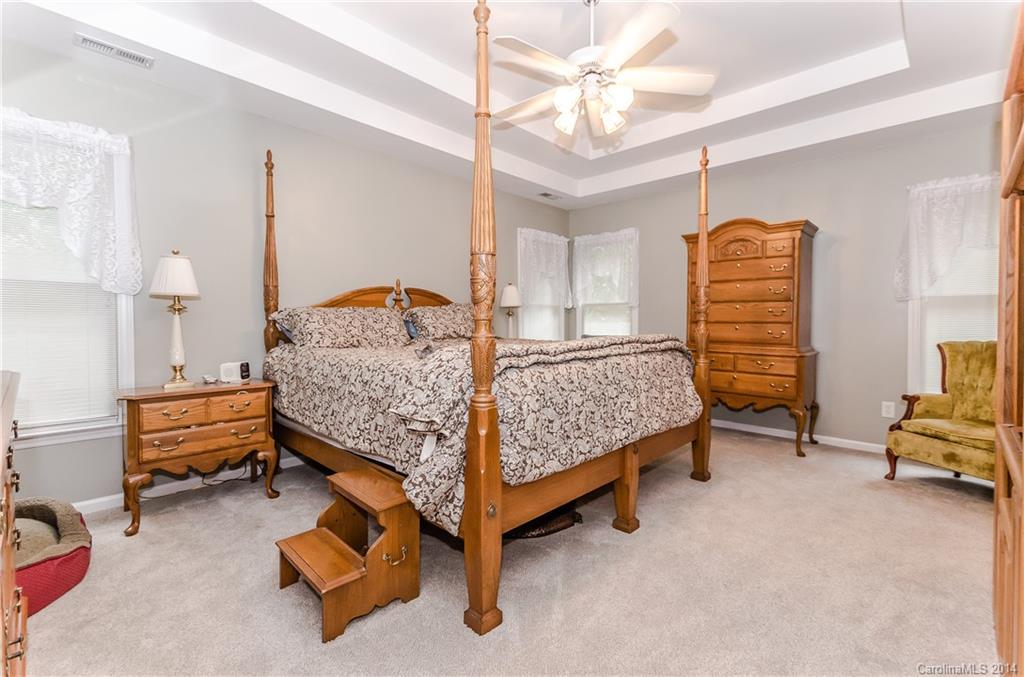 7049 Mariners Court Tega Cay, SC 29708 - Photo 14 of 24