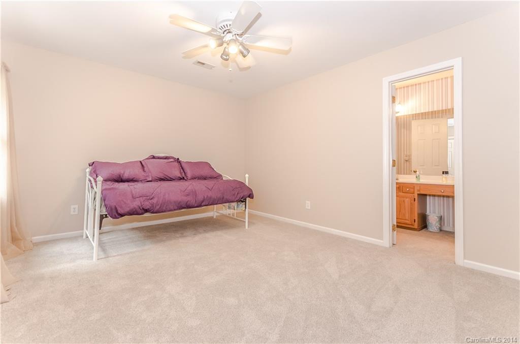 7049 Mariners Court Tega Cay, SC 29708 - Photo 9 of 24