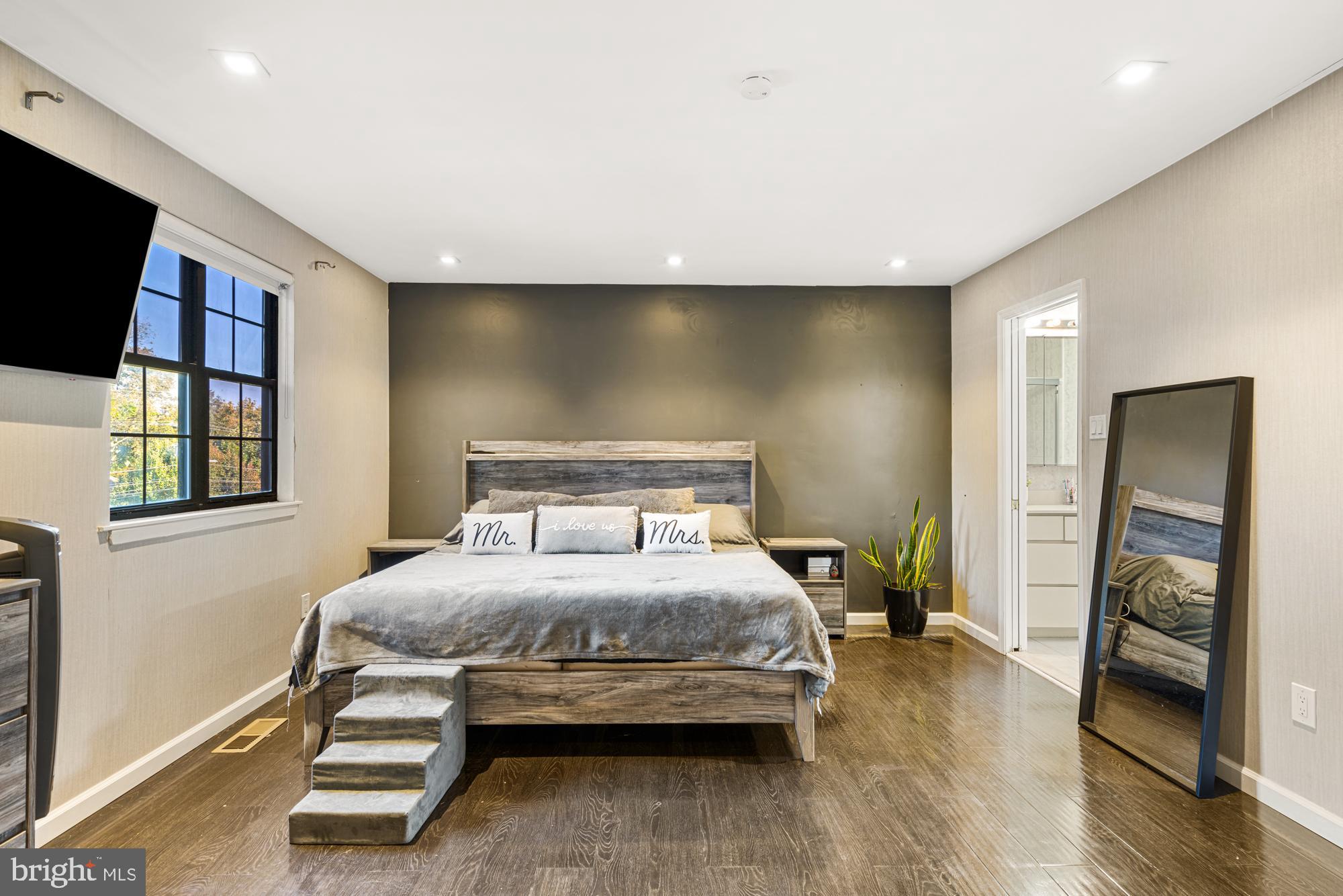 100 County Line Road Philadelphia, PA 19116 - Photo 17 of 35 Gallery Image 17