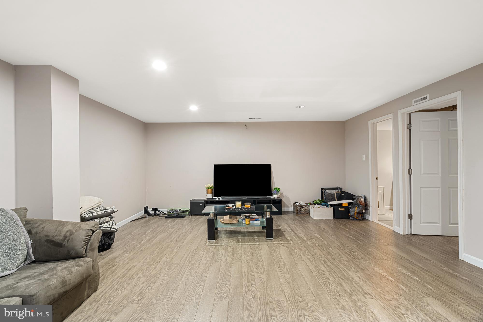 100 County Line Road Philadelphia, PA 19116 - Photo 32 of 35 Gallery Image 32