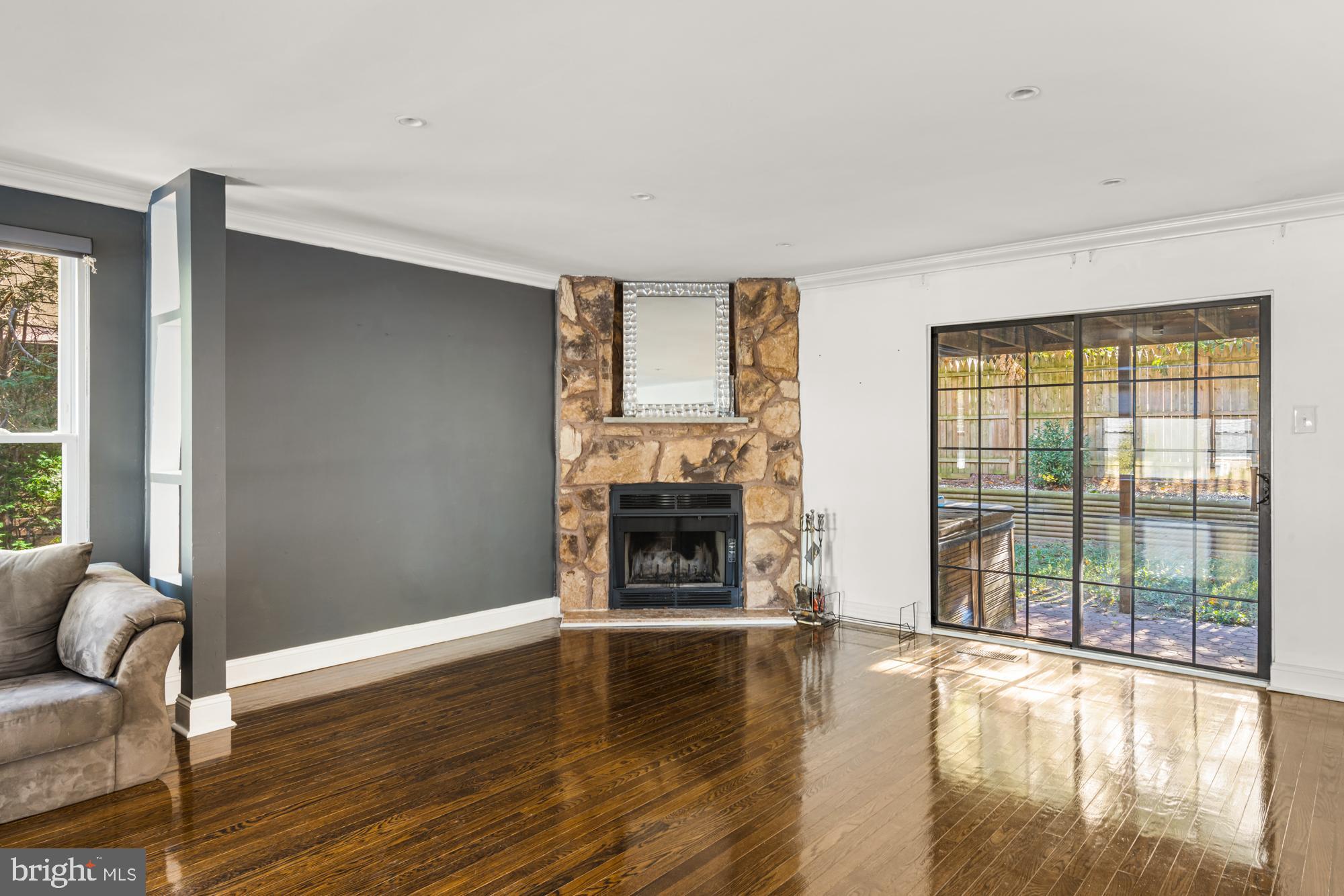 100 County Line Road Philadelphia, PA 19116 - Photo 6 of 35 Gallery Image 6