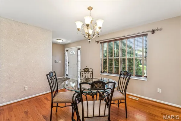 $550,000 | 1033 Turtle Dove Trail, Waterloo, IL 62298