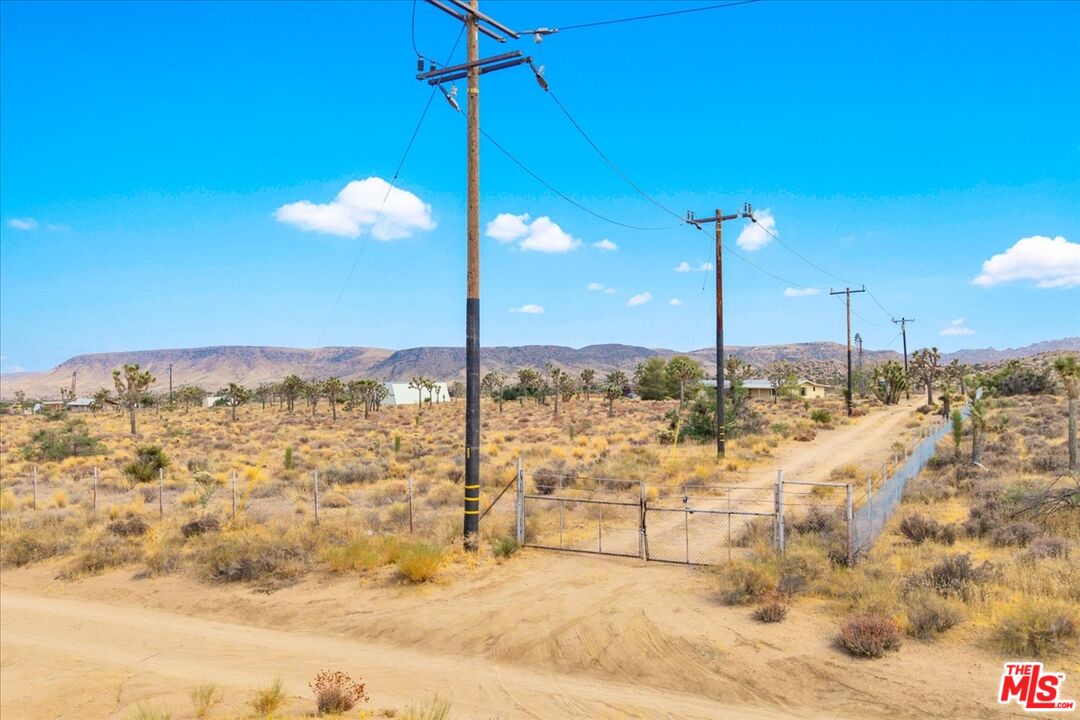 52351 Geronimo Road Pioneertown, CA 92268 - Photo 44 of 51 Gallery Image 44