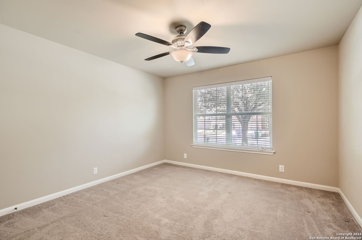 13127 Essen Forest Helotes, TX 78023 - Photo 12 of 14