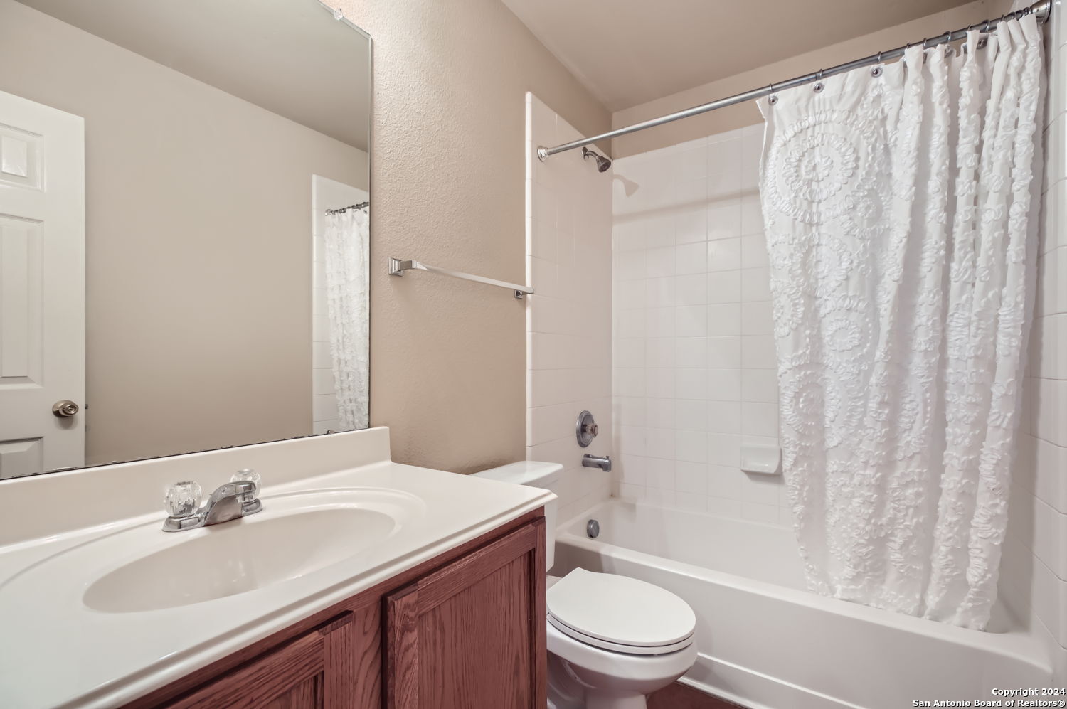 13127 Essen Forest Helotes, TX 78023 - Photo 13 of 14