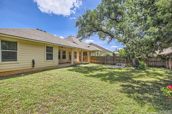 $1,850 | 13127 Essen Forest, Helotes, TX 78023