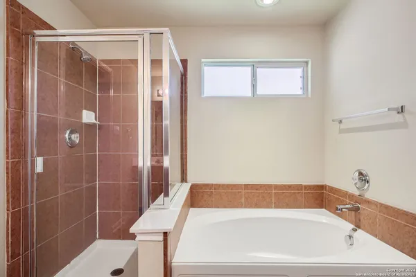 $1,850 | 13127 Essen Forest, Helotes, TX 78023