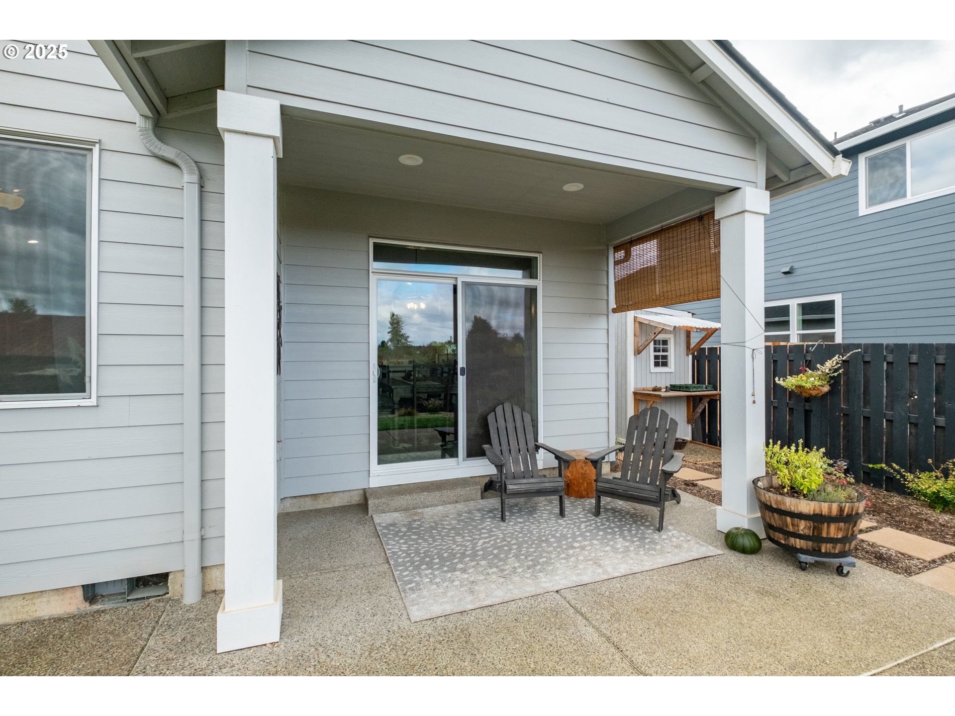 1006 Sassafras Street Independence, OR 97351 - Photo 41 of 47 a view of living room filled with furniture and floor to ceiling window