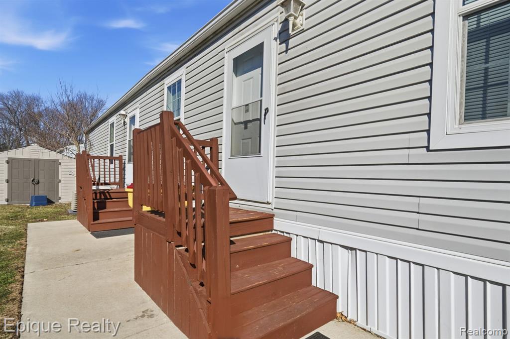 16031 Beech Daly Road Taylor, MI 48180 - Photo 2 of 21
