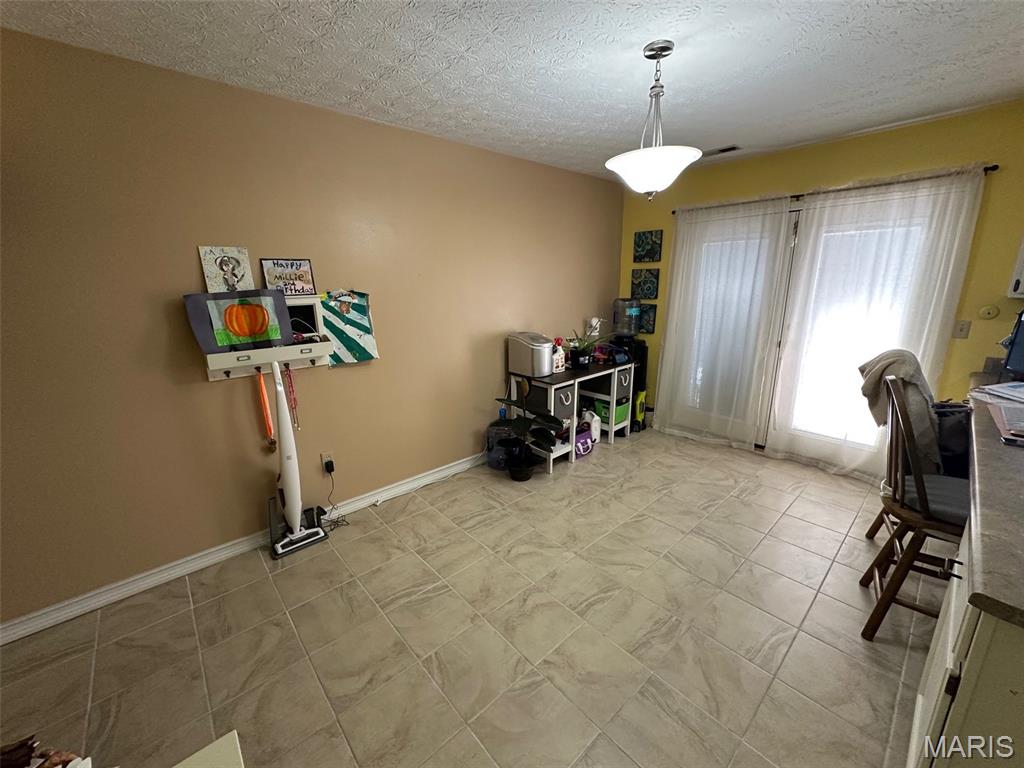 900 Westwood Drive Maryville, IL 62062 - Photo 8 of 11