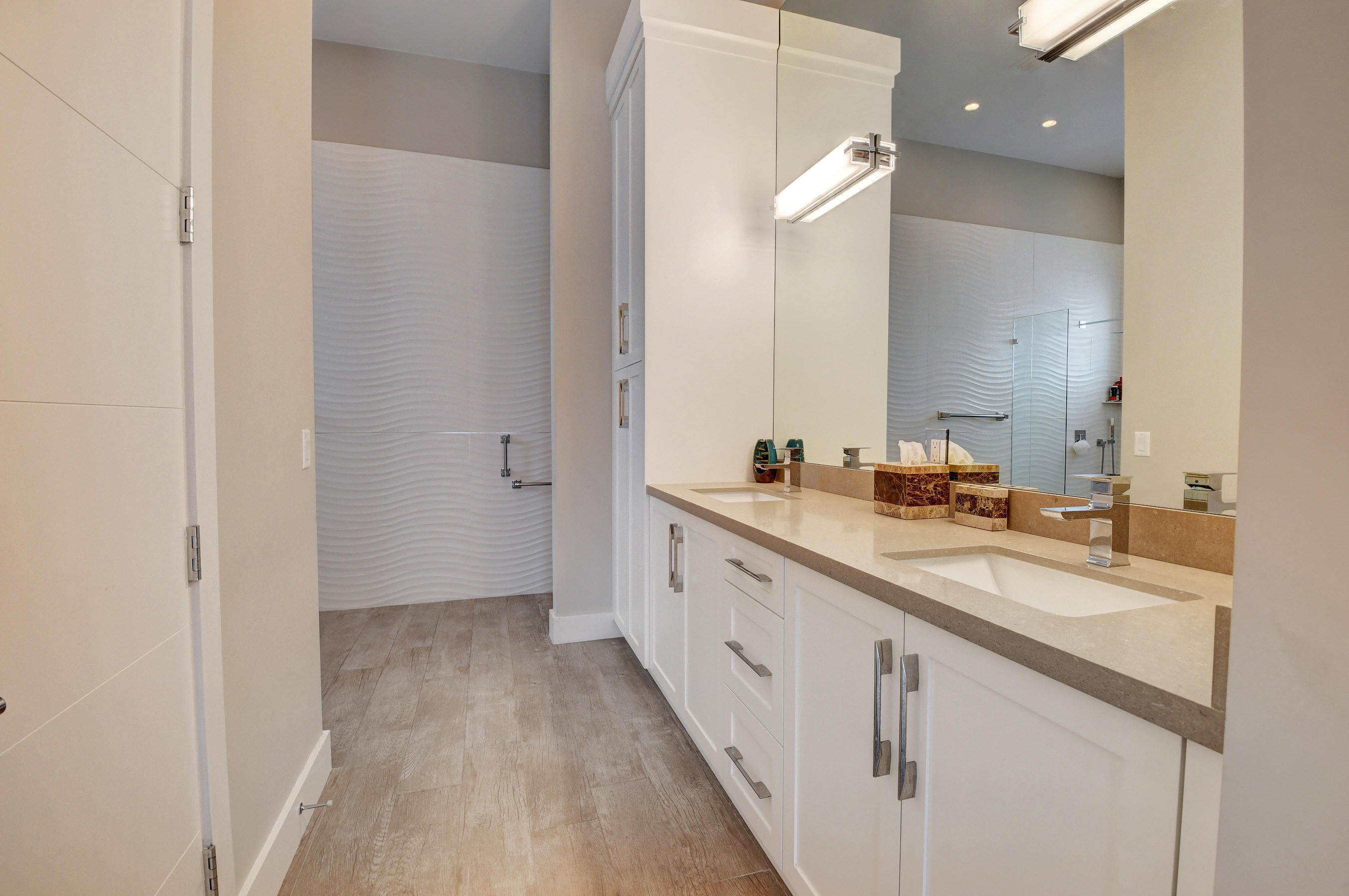800 Northeast 69th Street Boca Raton, FL 33487 - Photo 27 of 67 Suite 1 Bathroom