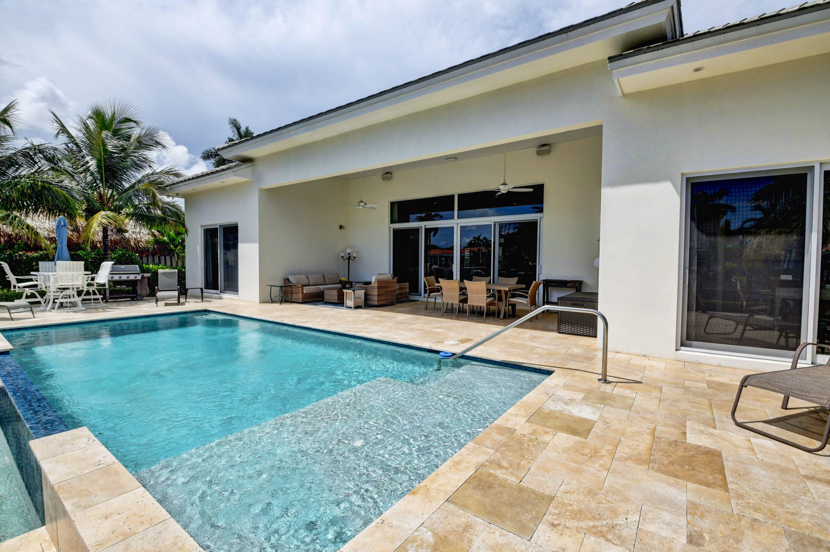 800 Northeast 69th Street Boca Raton, FL 33487 - Photo 51 of 67 Exterior Back & Pool