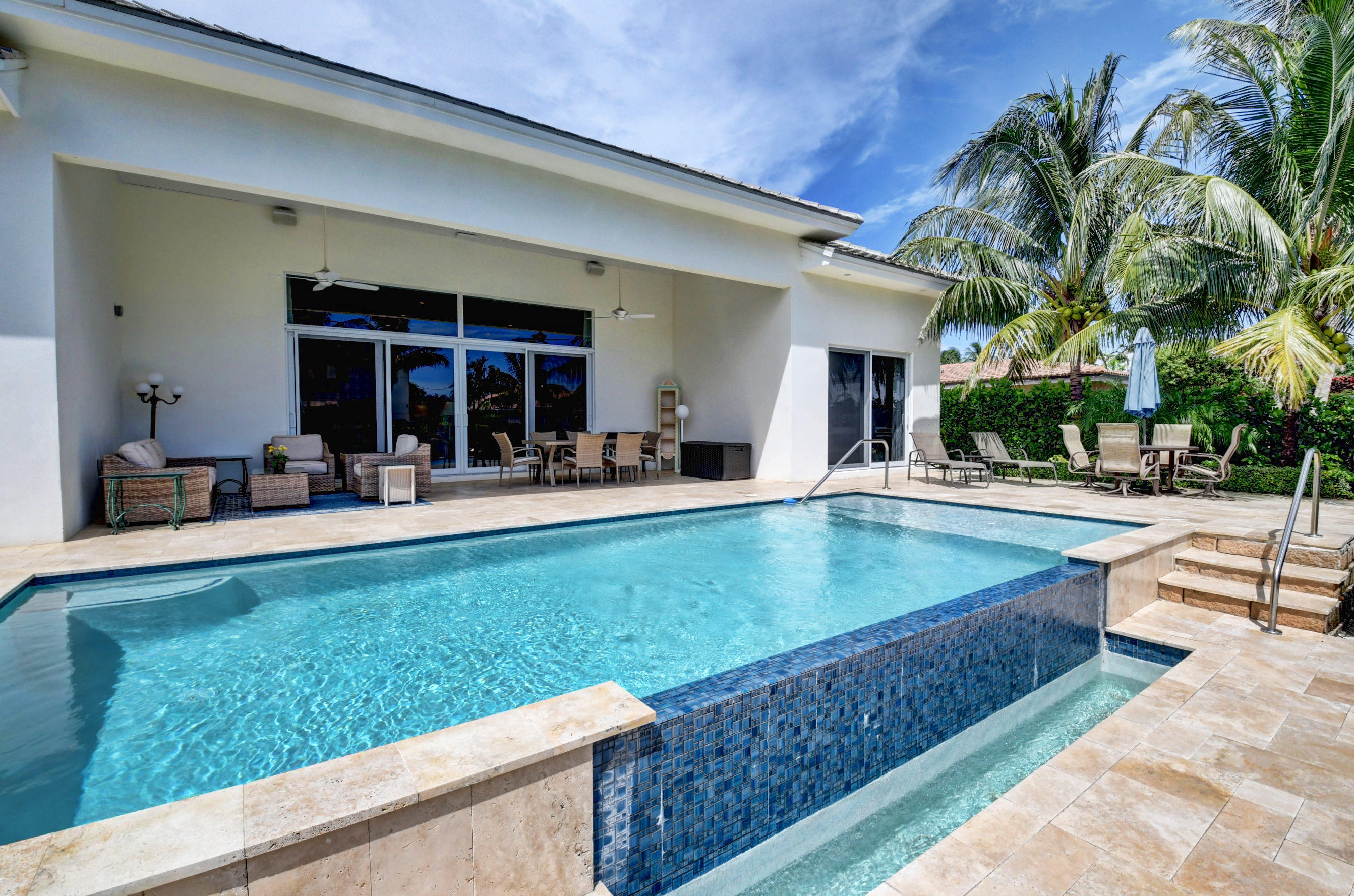 800 Northeast 69th Street Boca Raton, FL 33487 - Photo 54 of 67 Exterior Back & Infinity Pool