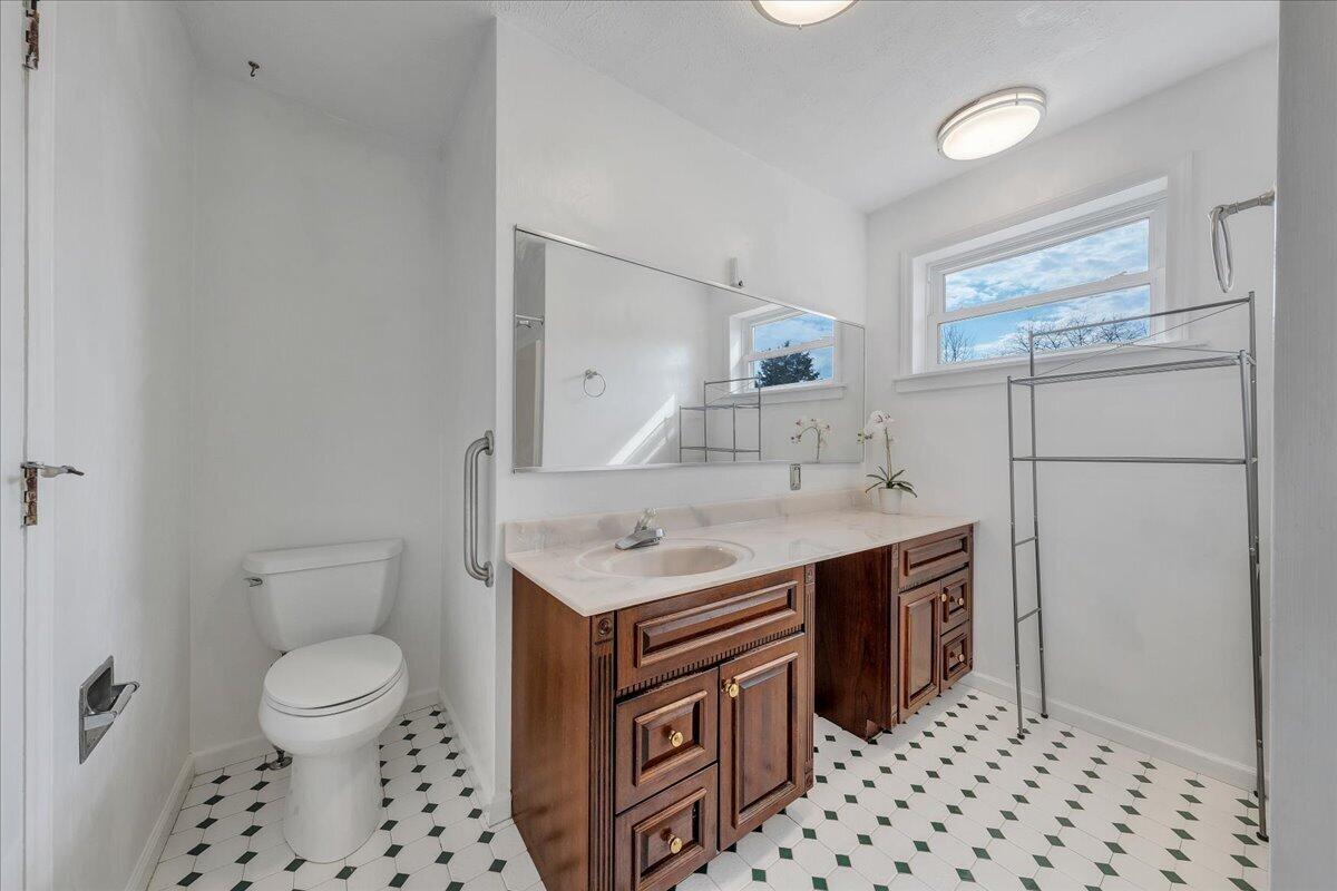 2555 Morgans Mill Road Goodview, VA 24095 - Photo 24 of 114 Bathroom