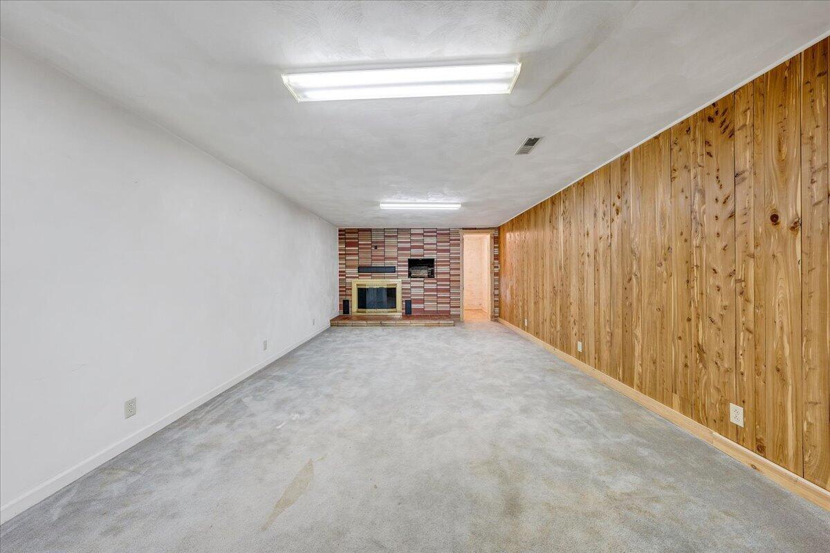 2555 Morgans Mill Road Goodview, VA 24095 - Photo 41 of 114 Family Room
